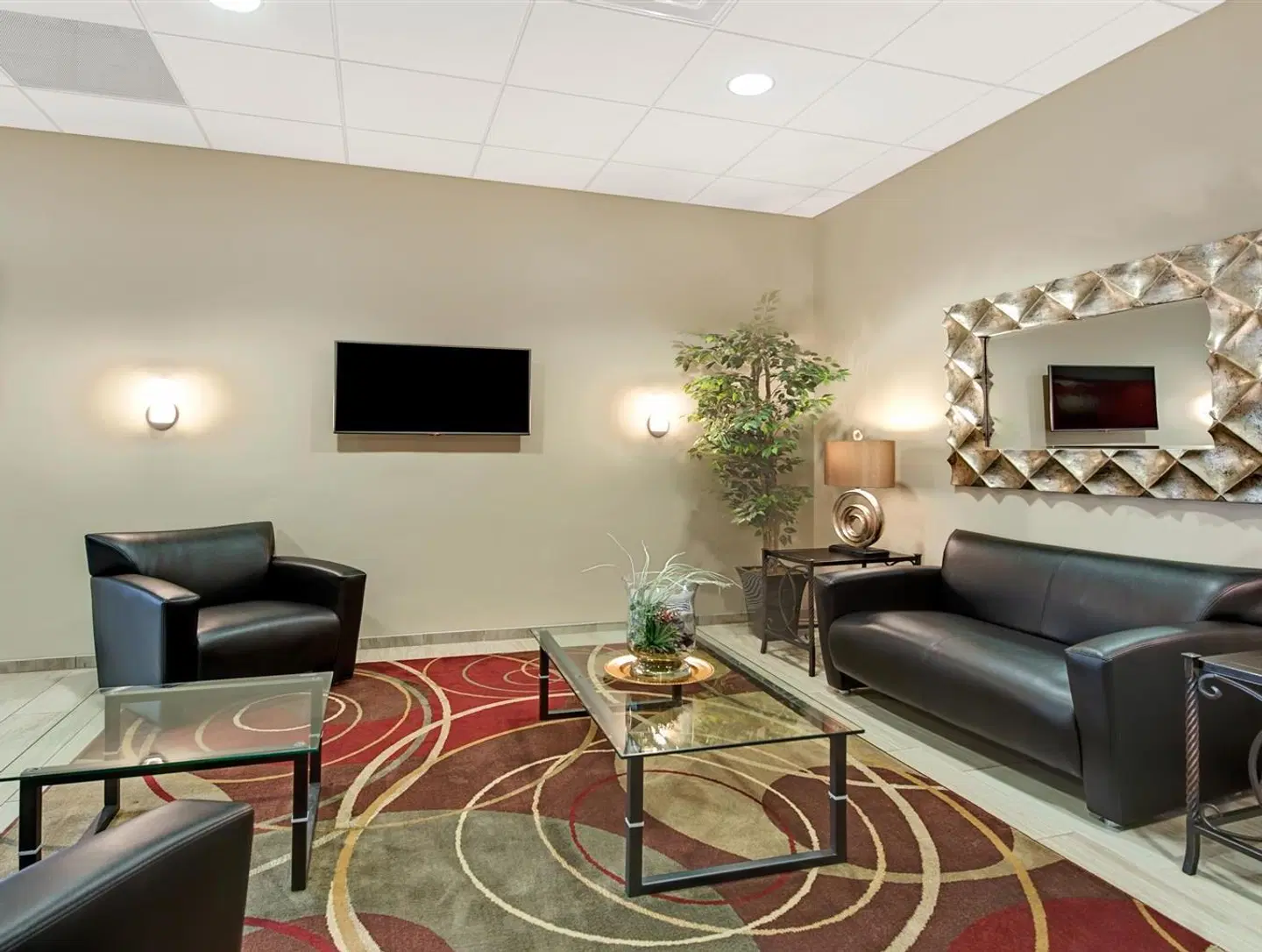 Ramada by Wyndham Columbus Hotel & Conference Center LOUNGE_LOBBY