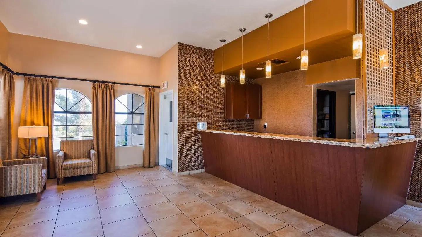 Best Western Gardens Hotel at Joshua Tree National Park Badezimmer