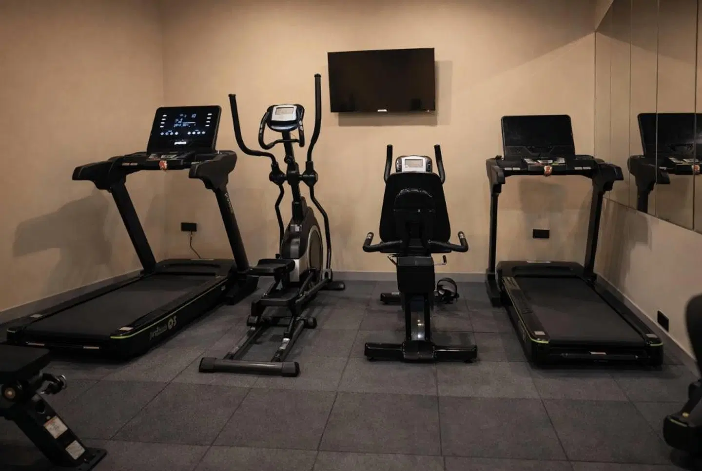 Ramada Encore by Wyndham Istanbul Arnavutkoy SPORTS_AND_LEISURE