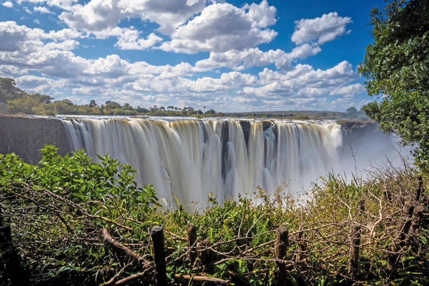 Waterfalls Lodge LANDSCAPE