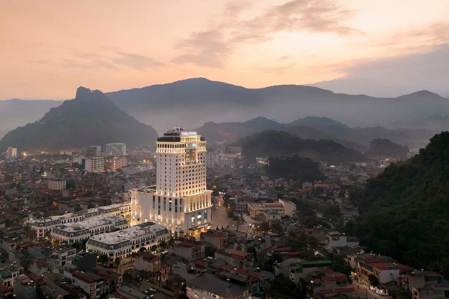 Four Points by Sheraton Ha Giang EXTERIOR
