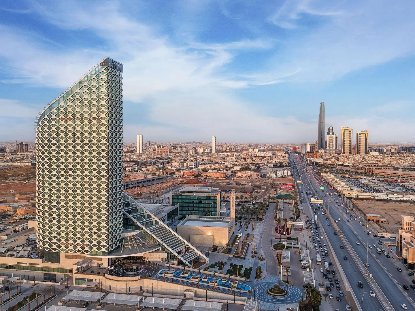 Sofitel Riyadh Hotel & Convention Centre EXTERIOR