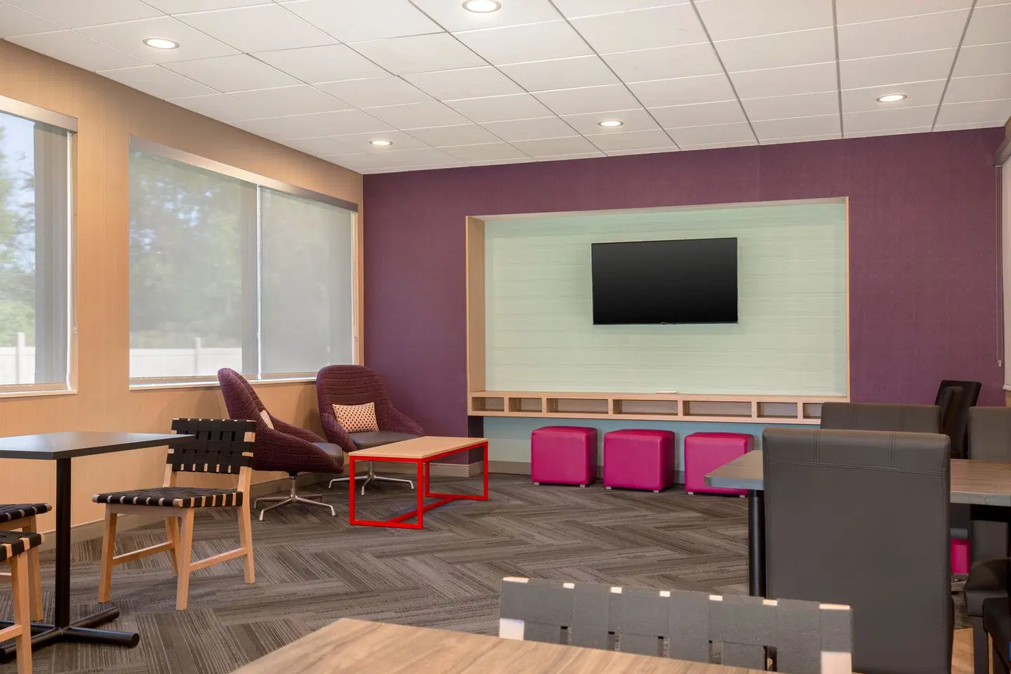 Tru By Hilton Gananoque, ON LOUNGE_LOBBY