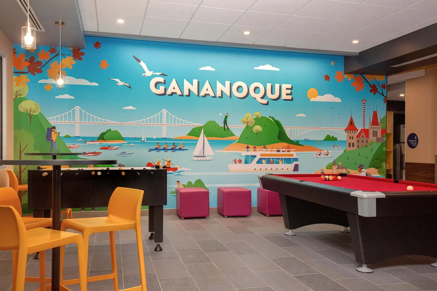 Tru By Hilton Gananoque, ON Bar