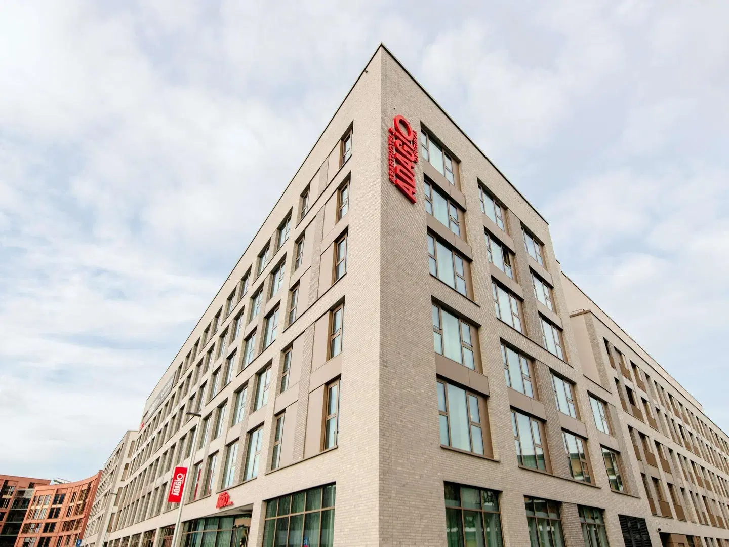 Aparthotel Adagio Stuttgart NeckarPark EXTERIOR