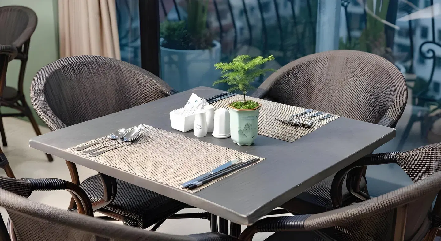 Nature Hotel Restaurant