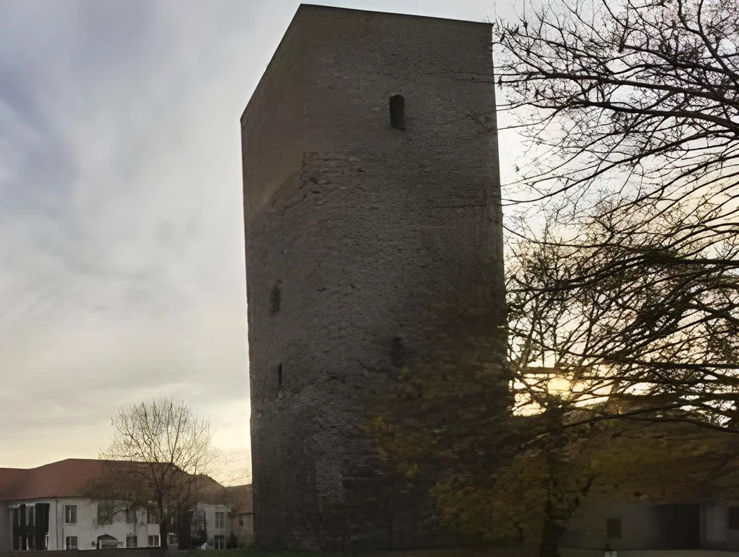 Hotel Burg Wanzleben EXTERIOR