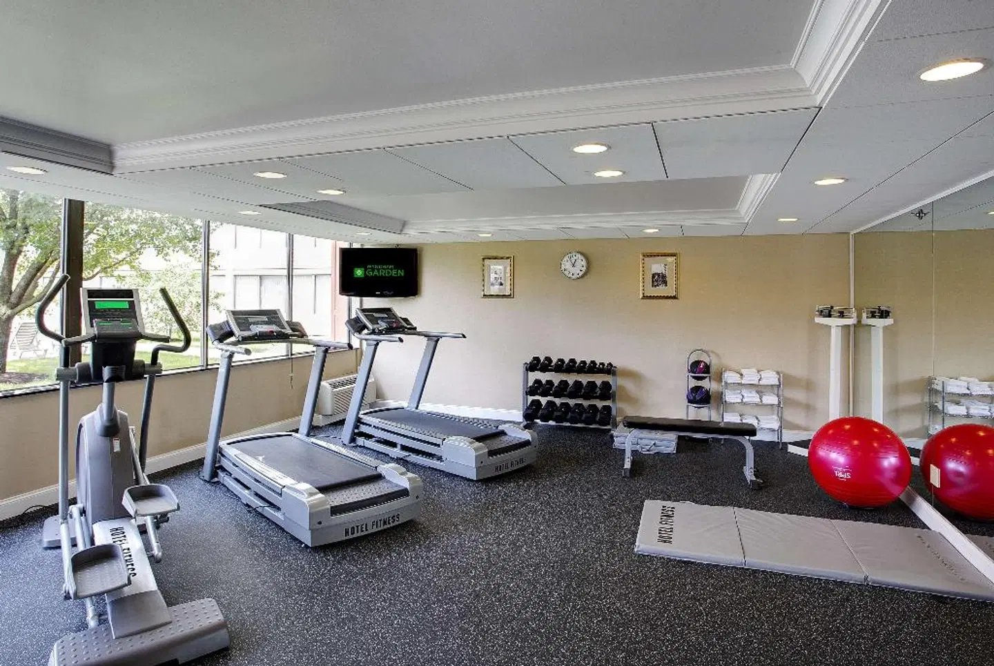 Wyndham Garden Philadelphia Airport SPORTS_AND_LEISURE