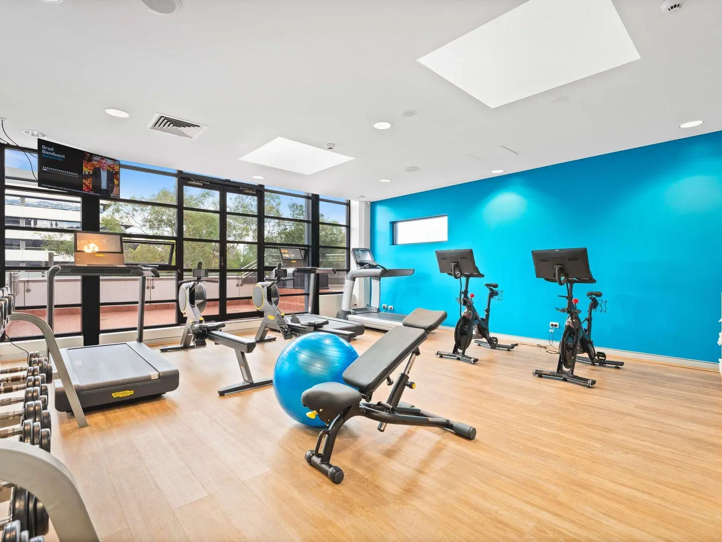 Novotel Canberra Hotel SPORTS_AND_LEISURE