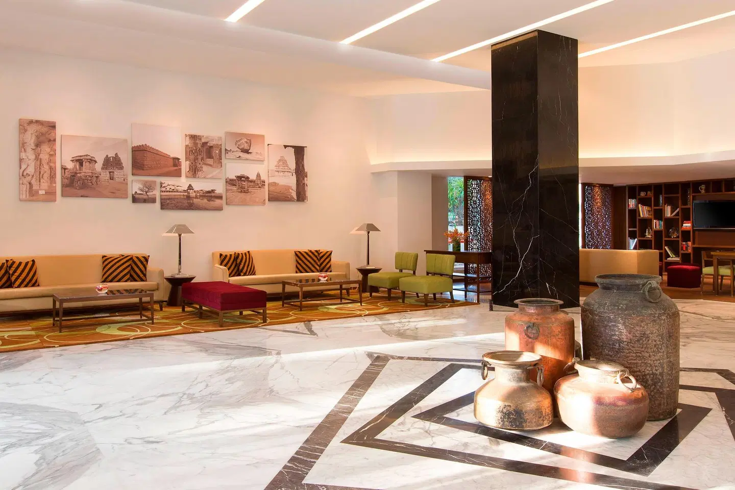 Four Points by Sheraton Bengaluru, Whitefield LOUNGE_LOBBY