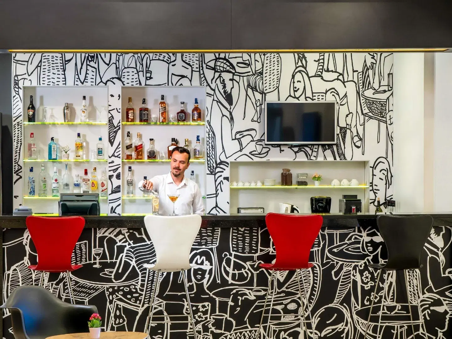 ibis Ankara Airport Bar