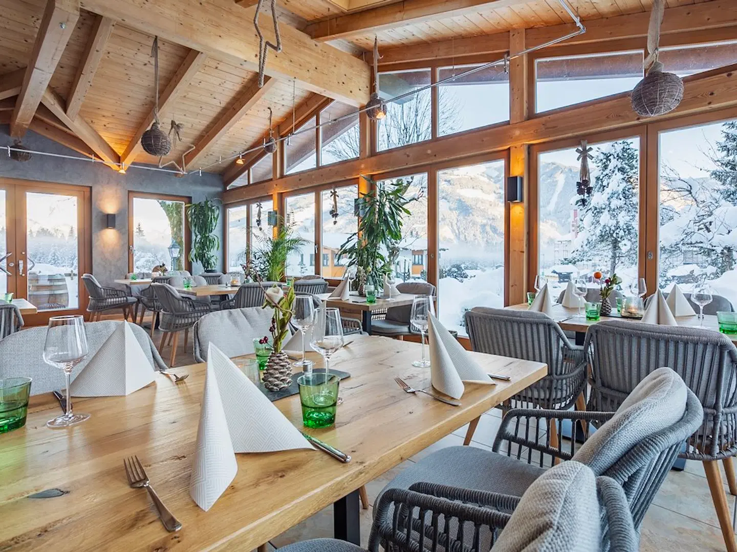 Hotel Neunbrunnen Terrasse
