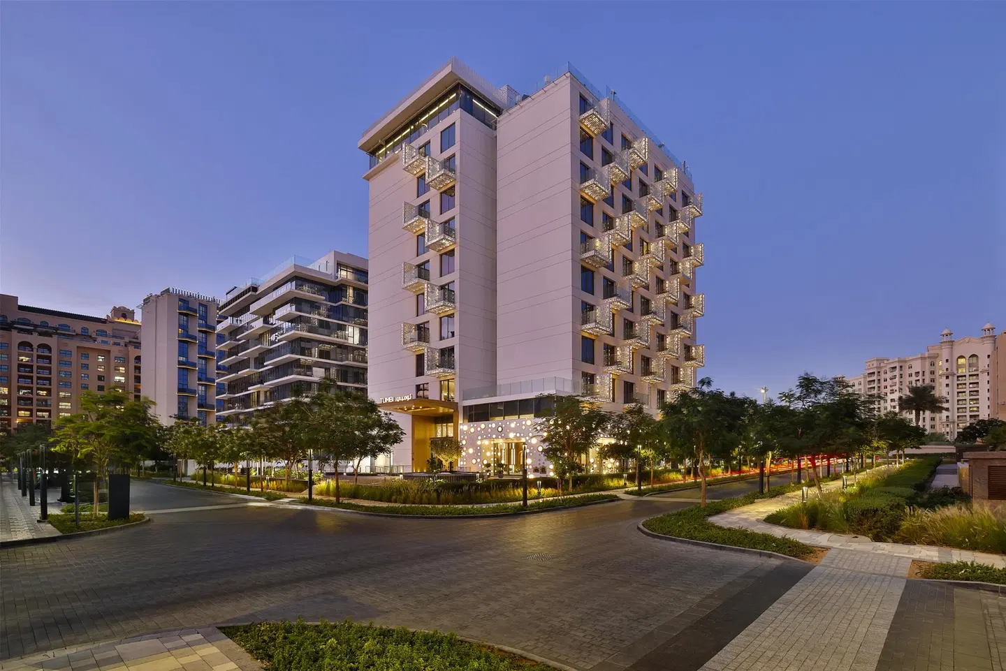 Tumbi Hotel Dubai The Palm, Tapestry Collection by Hilton EXTERIOR