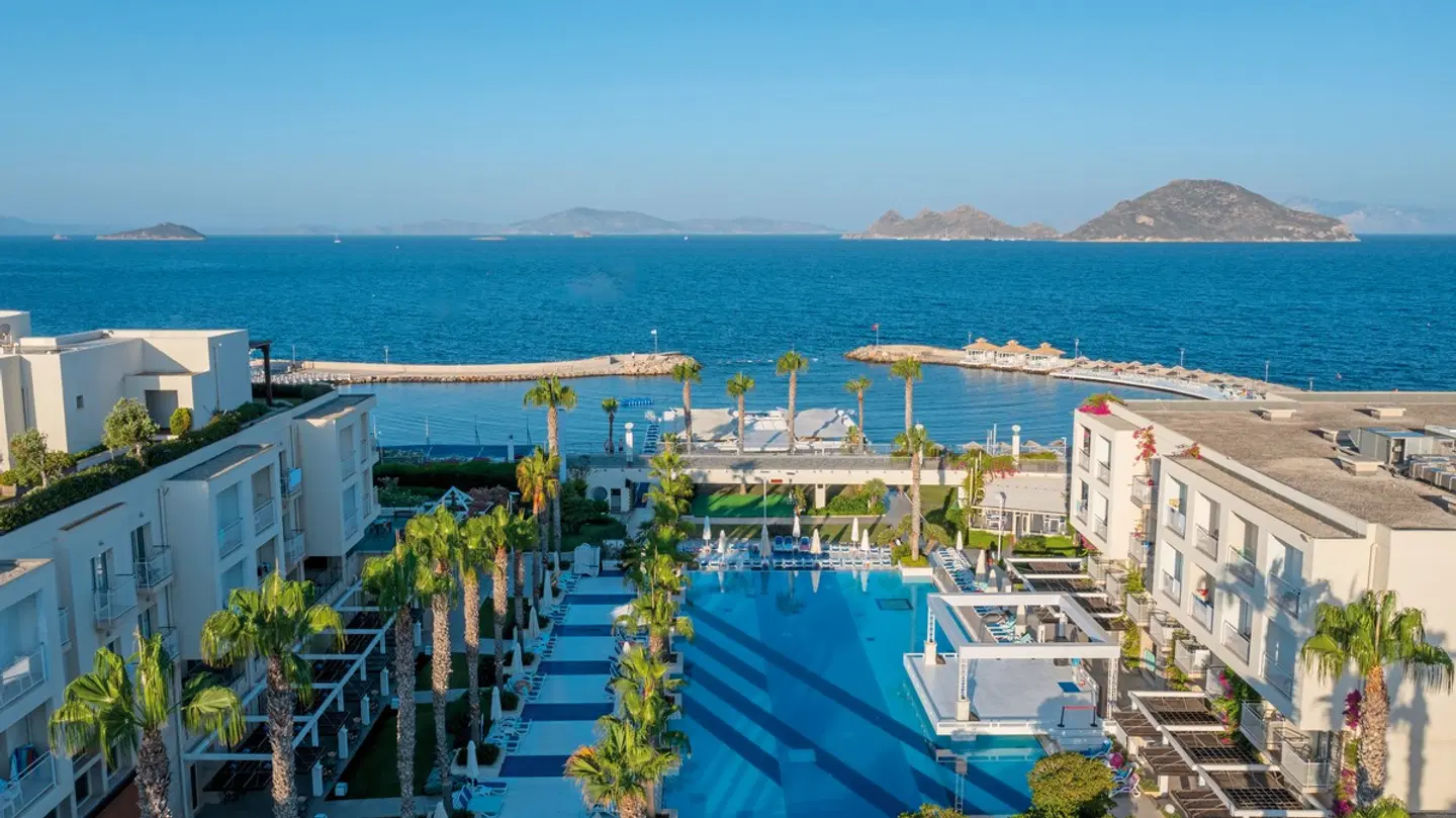 La Blanche Resort & Spa OUTDOOR_POOL