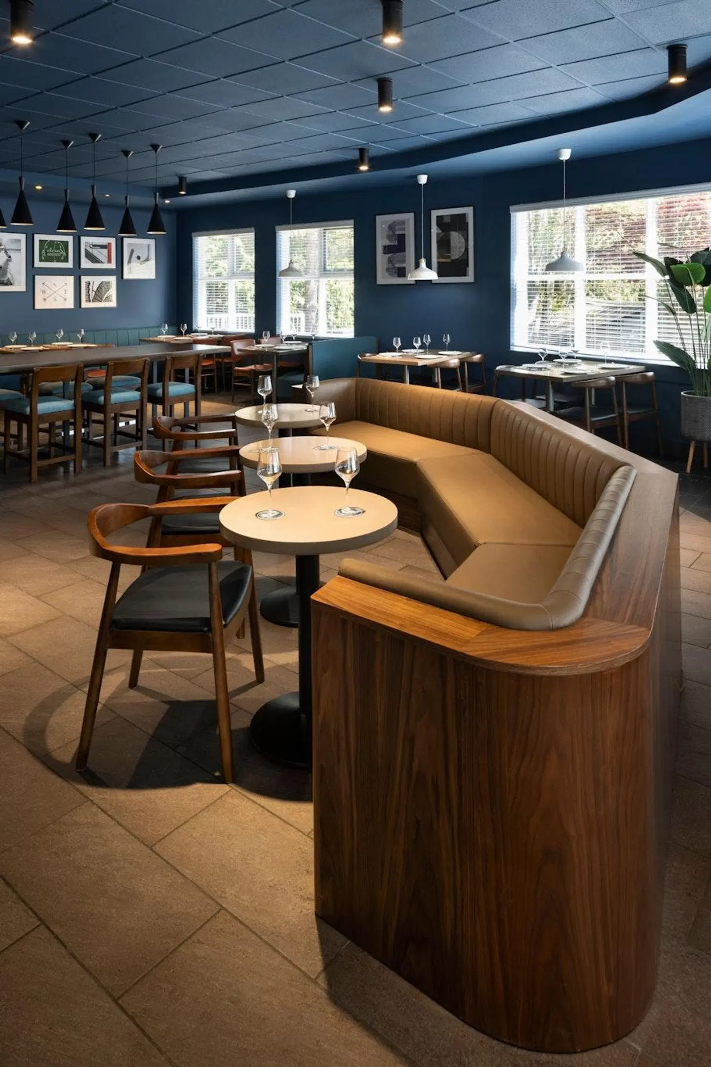 Four Points by Sheraton Surrey LOUNGE_LOBBY