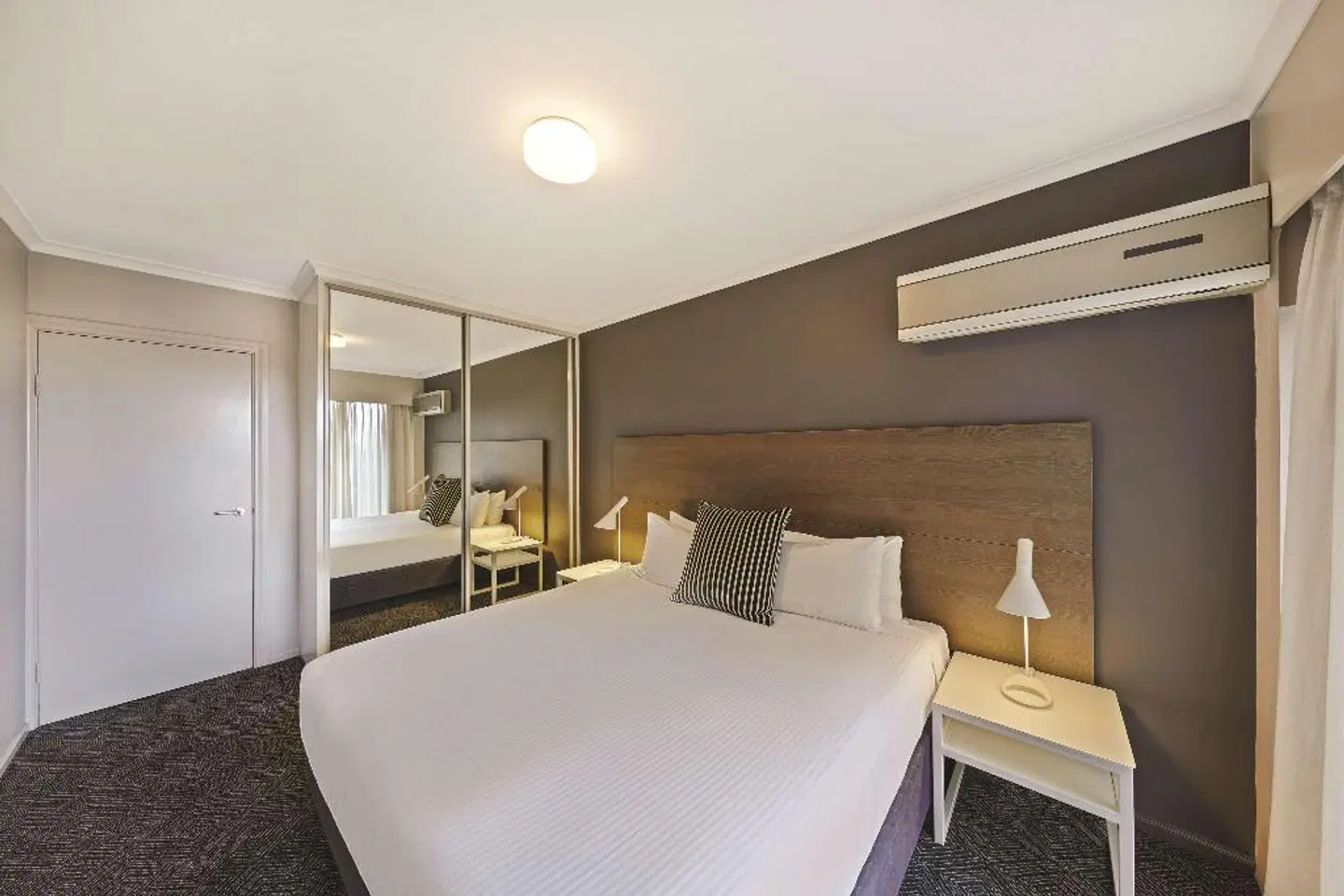Adina Apartment Hotel Sydney Surry Hills ROOM_EXAMPLE