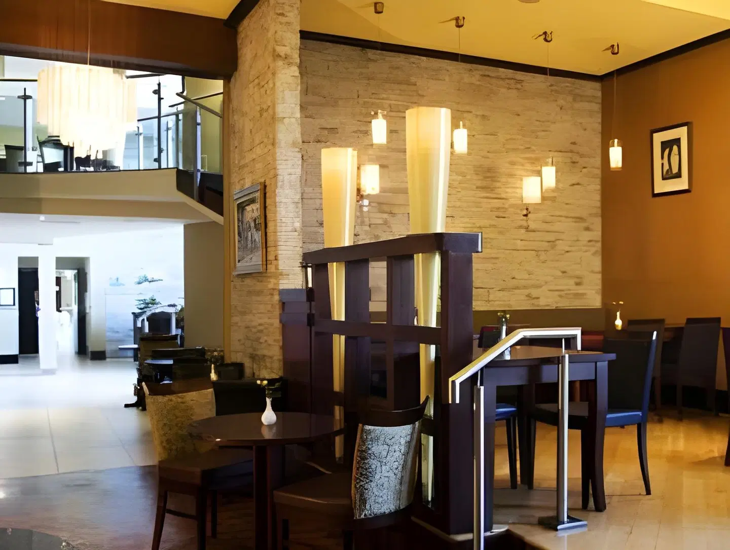 Farmers Kitchen Hotel Bar