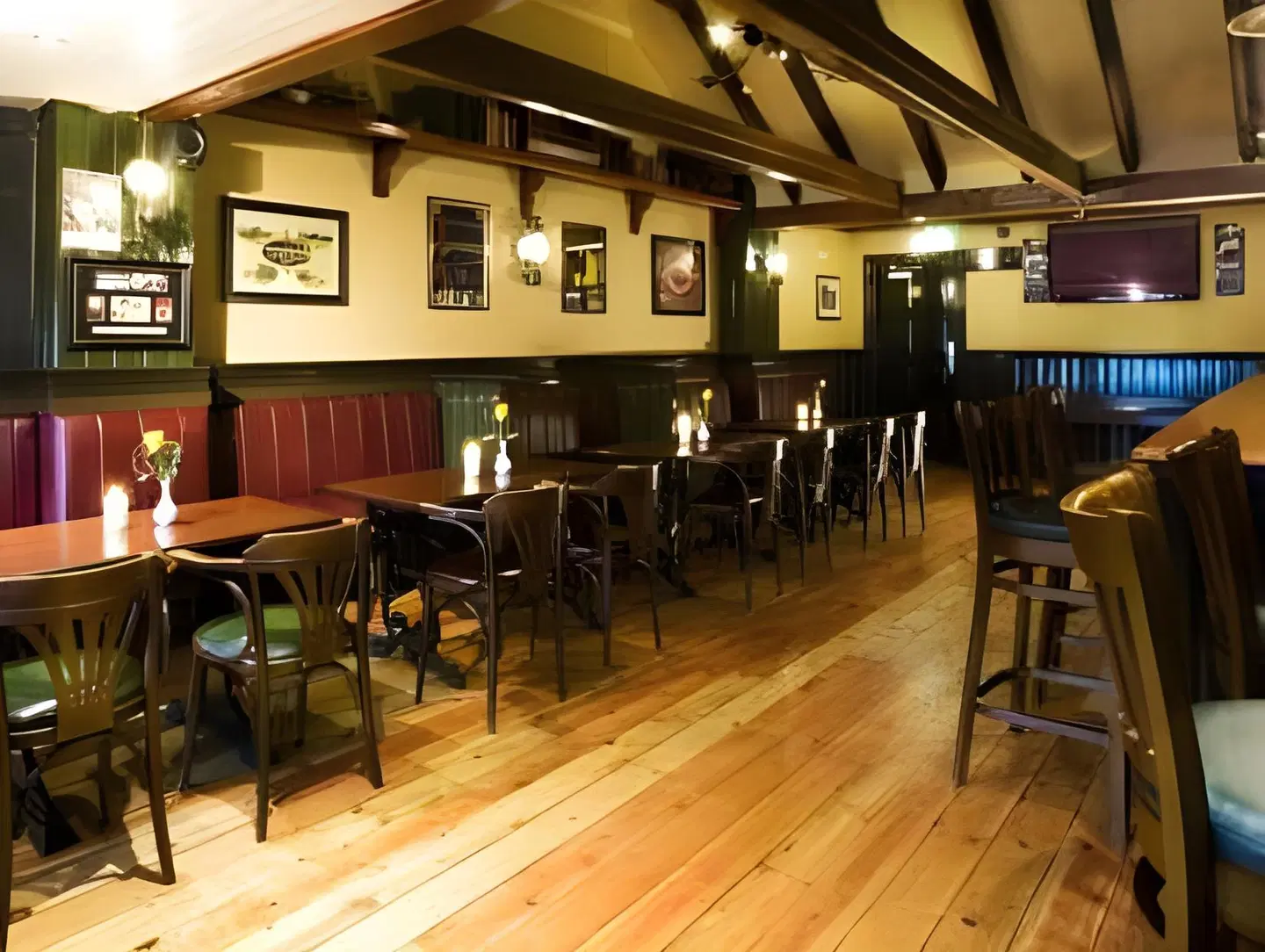 Farmers Kitchen Hotel Bar