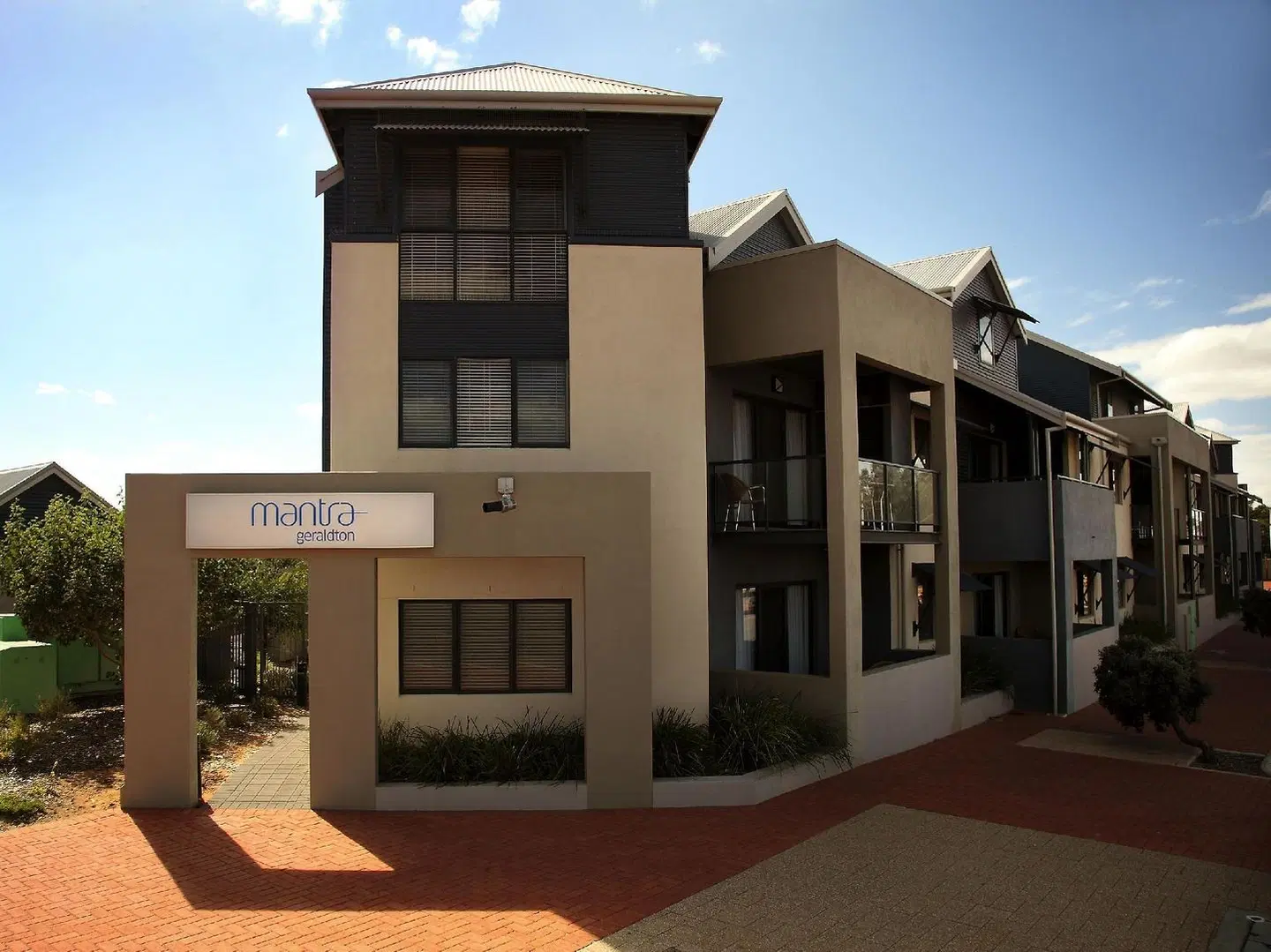 Mantra Geraldton EXTERIOR