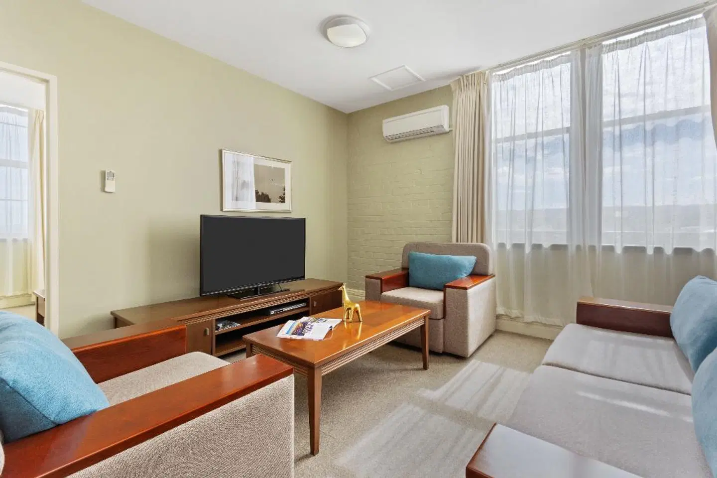 Quest Launceston ROOM_EXAMPLE
