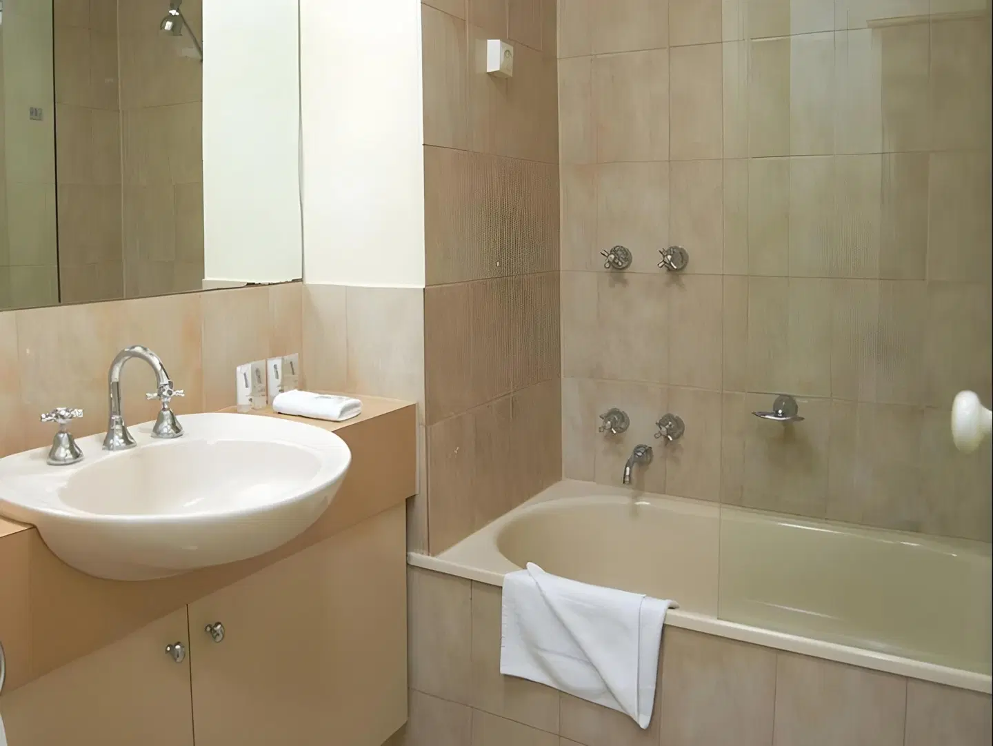 Quest Royal Gardens Badezimmer