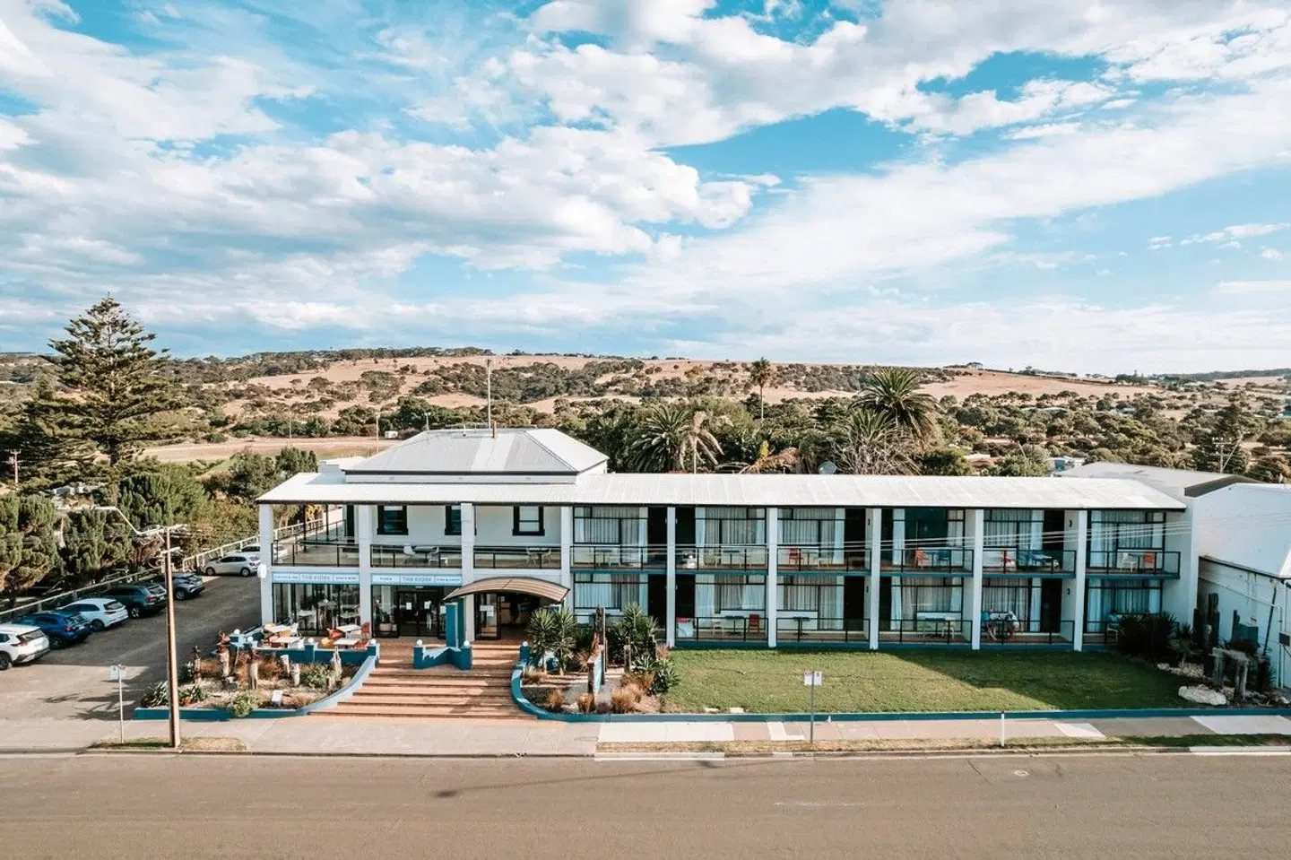 Seafront Hotel EXTERIOR