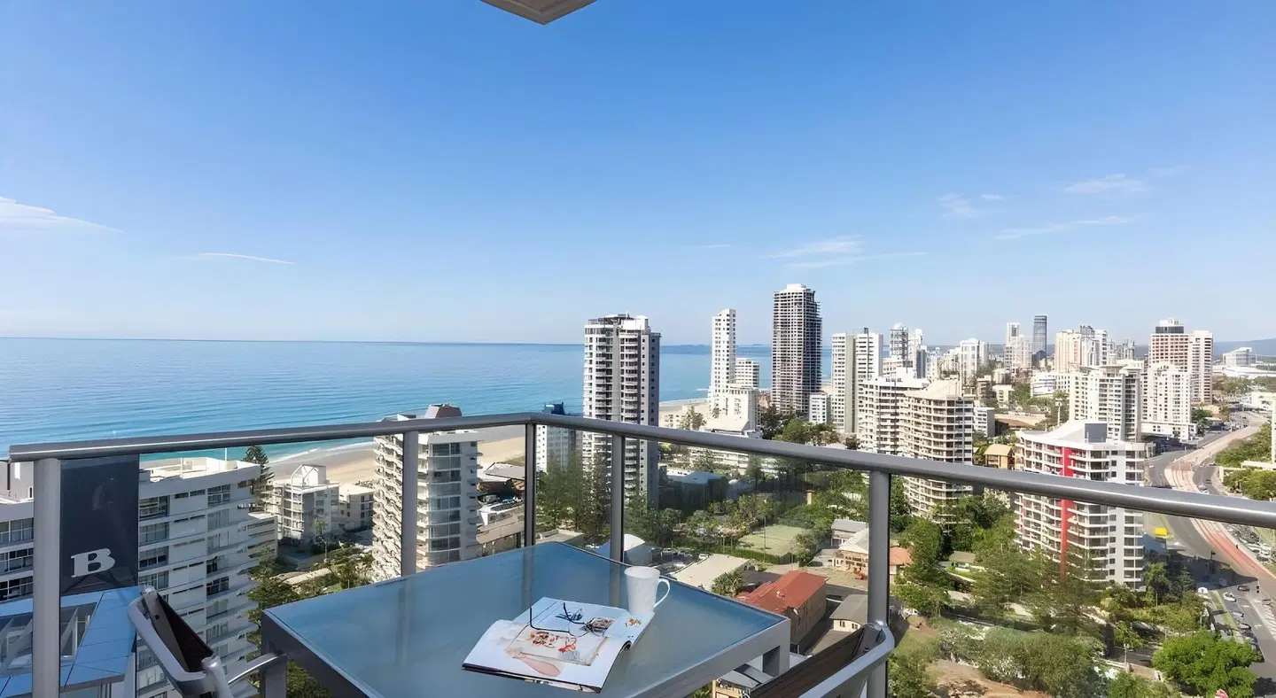 Artique Surfers Paradise Terrasse