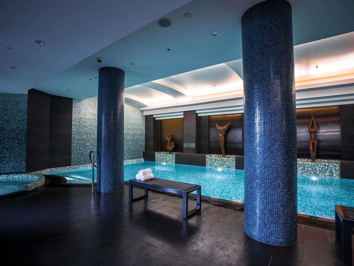 Quay West Suites Melbourne HEALTH_BEAUTY