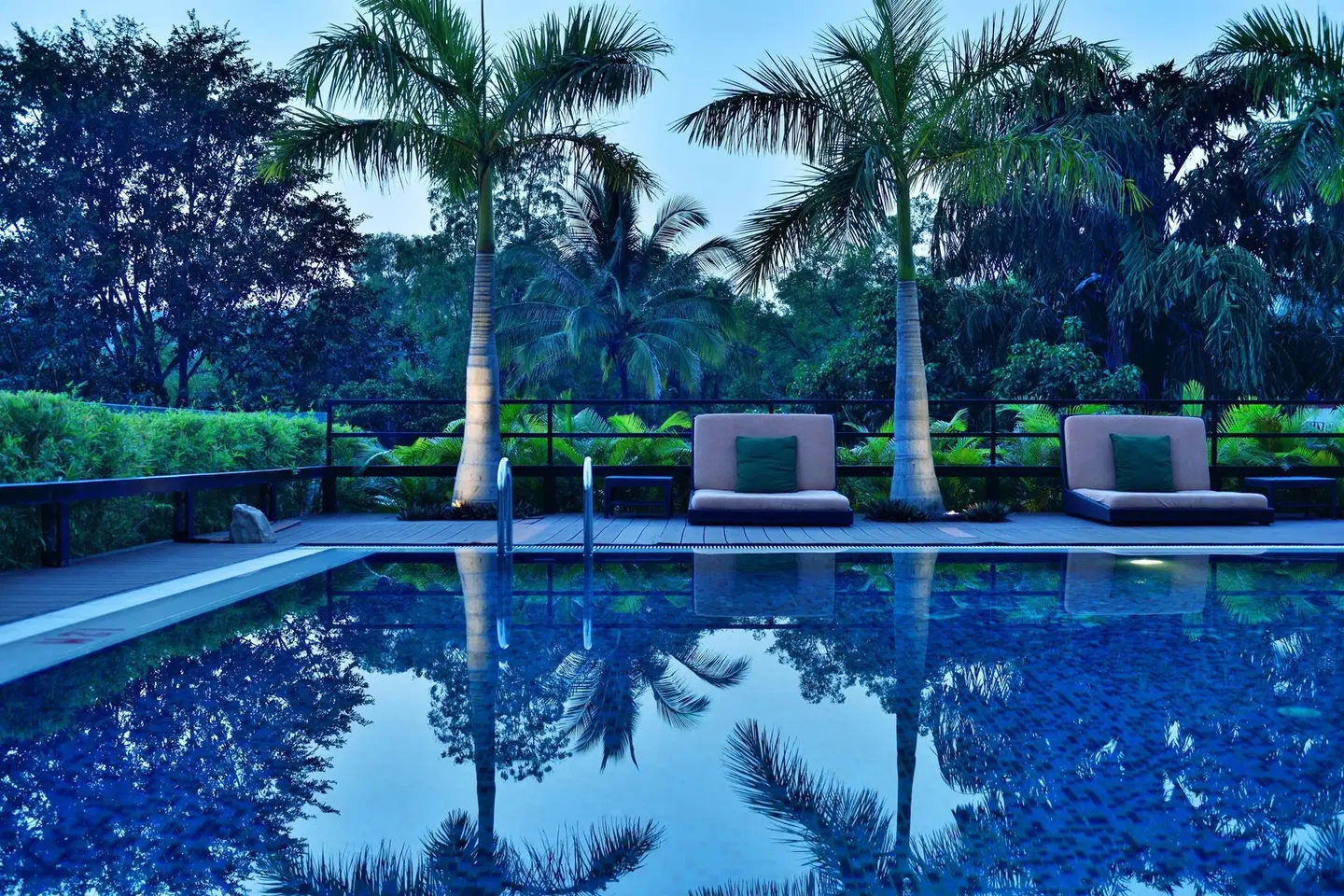 JW Marriott Hotel Pune OUTDOOR_POOL