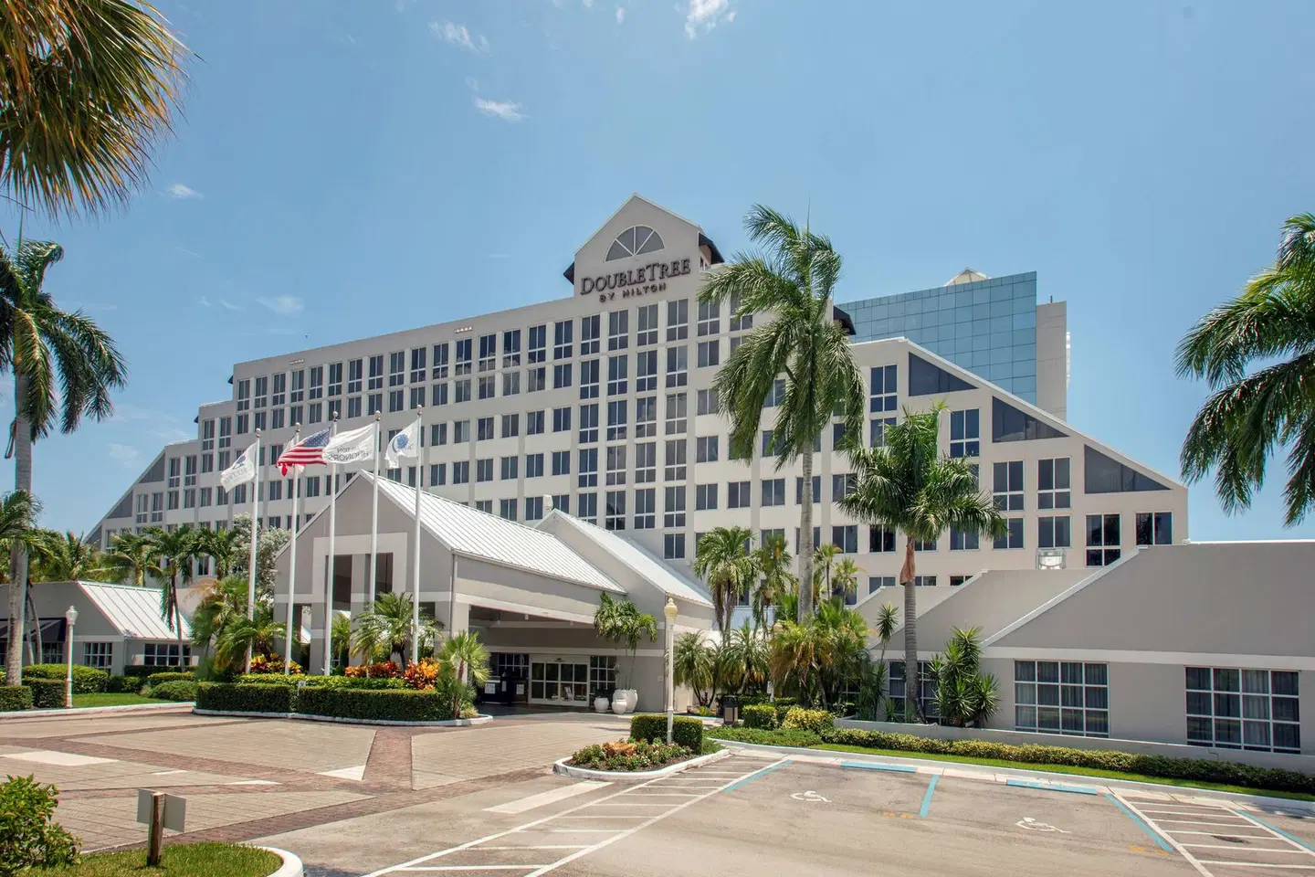 DoubleTree by Hilton Deerfield Beach - Boca Raton EXTERIOR