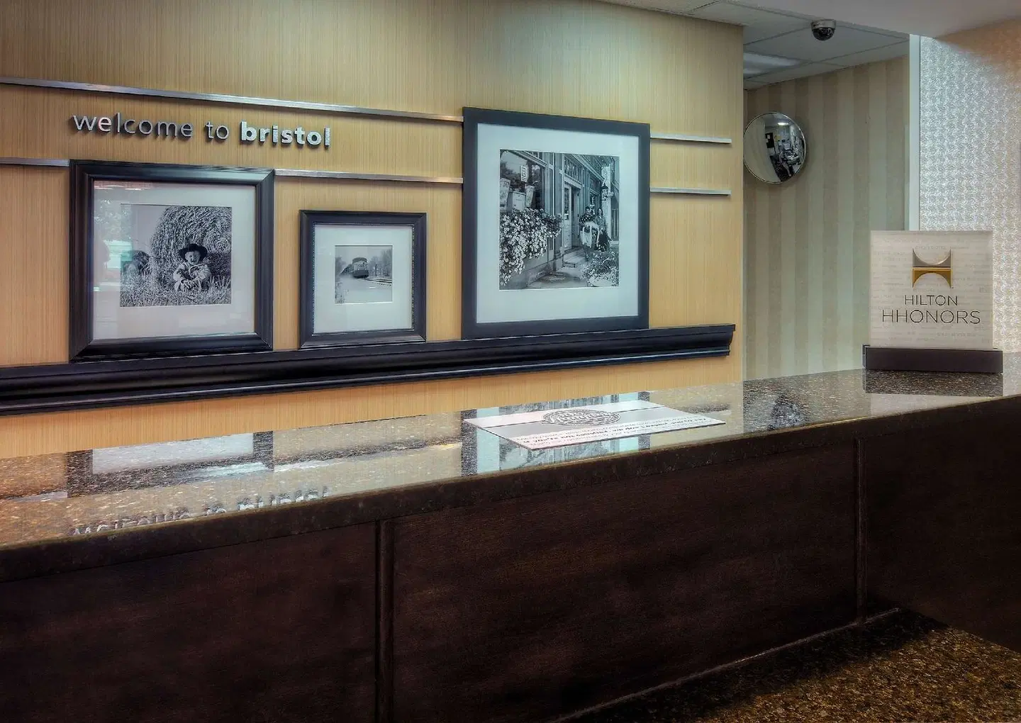 Hampton Inn Bristol Badezimmer