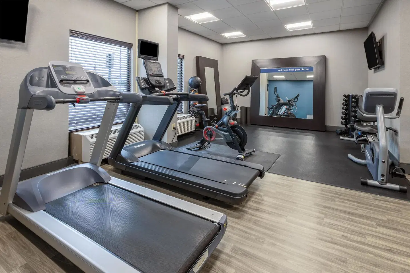 Hampton Inn Dover SPORTS_AND_LEISURE