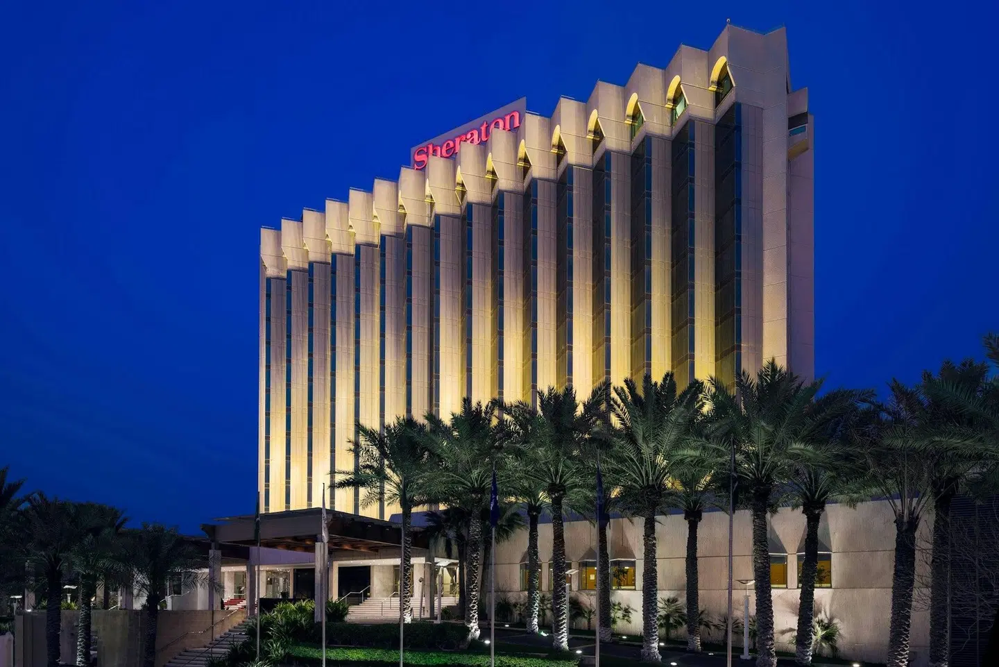 Sheraton Dammam Hotel & Convention Centre EXTERIOR