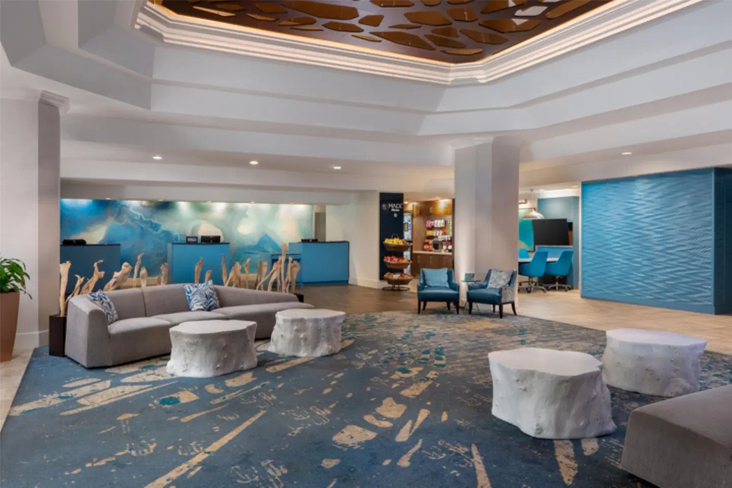 DoubleTree by Hilton Deerfield Beach - Boca Raton LOUNGE_LOBBY