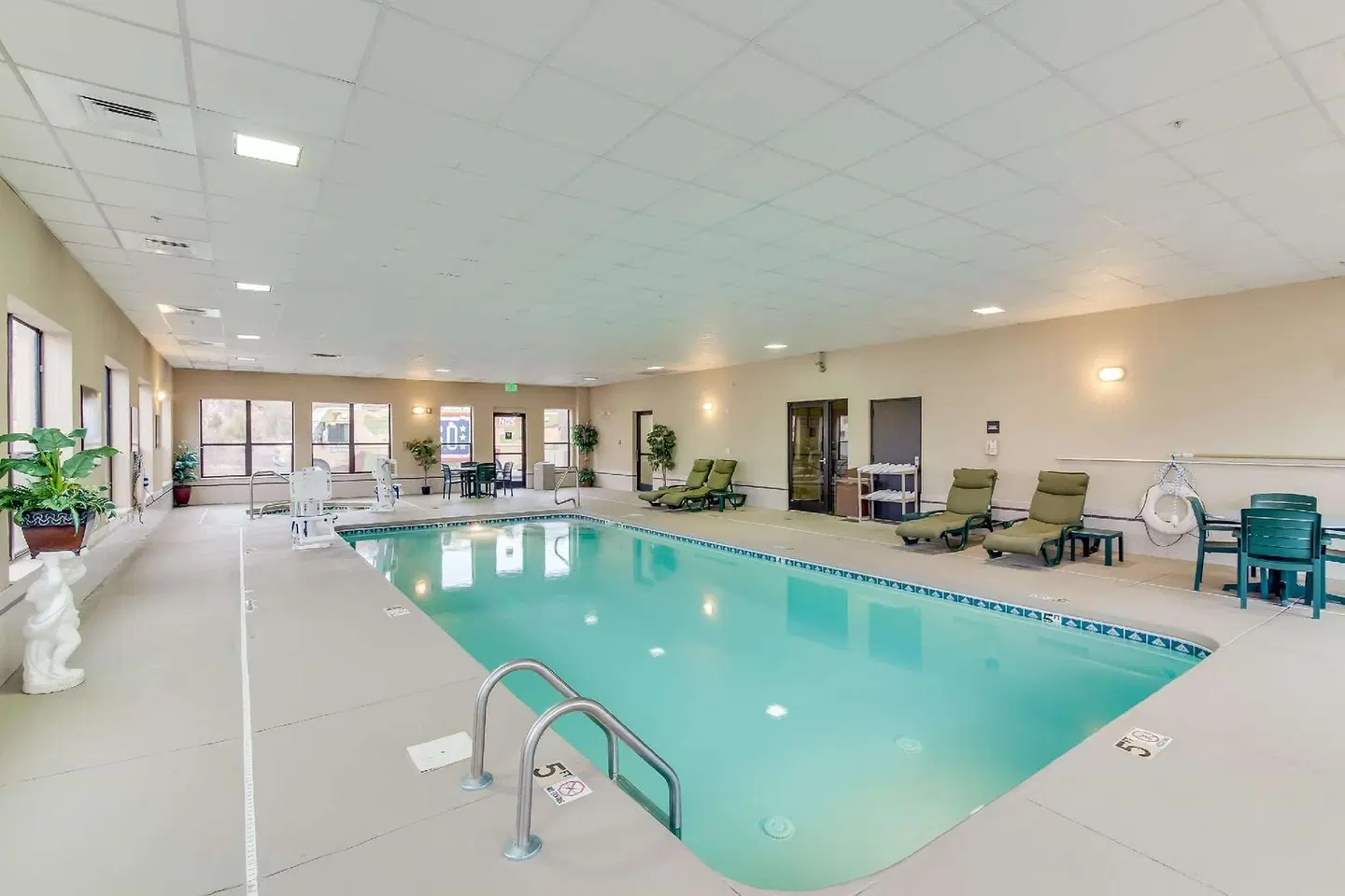 Hampton Inn Dickson Hallenbad