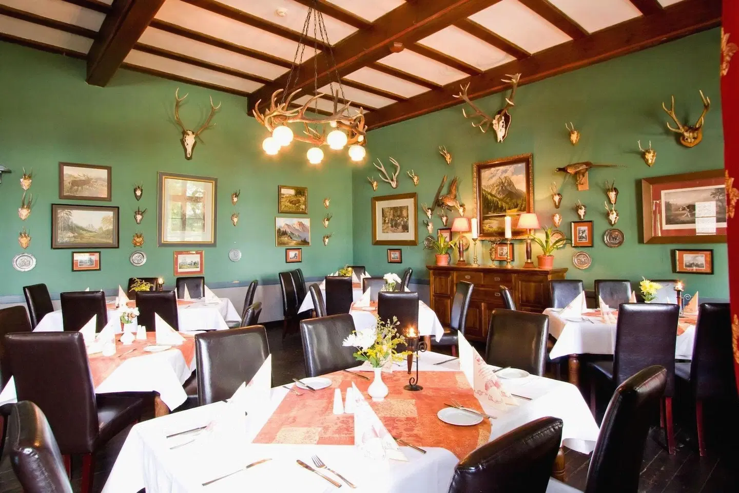 Gasthaus & Hotel Zur Henne Restaurant
