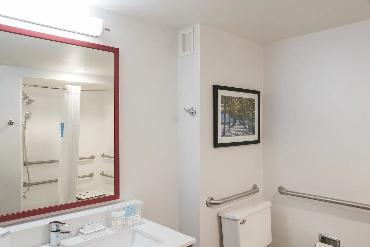 Hampton Inn Cincinnati Airport South Badezimmer