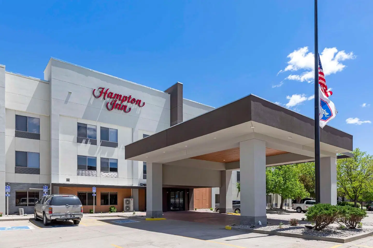 Hampton Inn Ft. Collins EXTERIOR