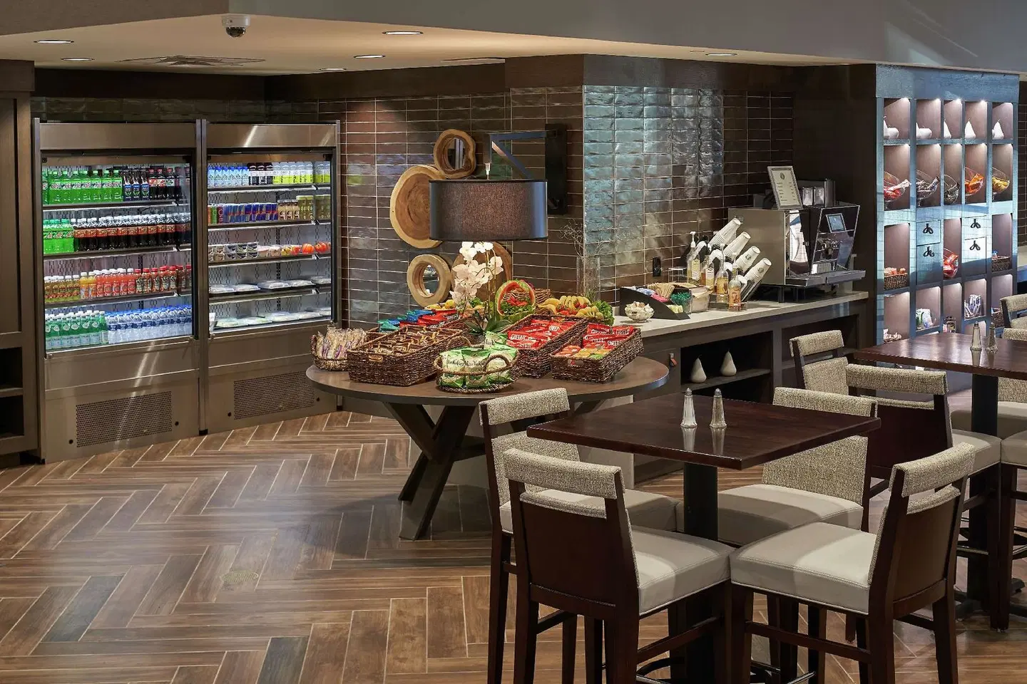 Hilton Cincinnati Airport Bar