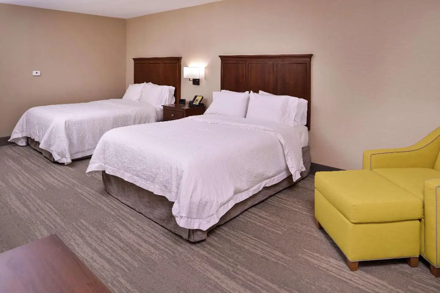 Hampton Inn Florence-Midtown ROOM_EXAMPLE