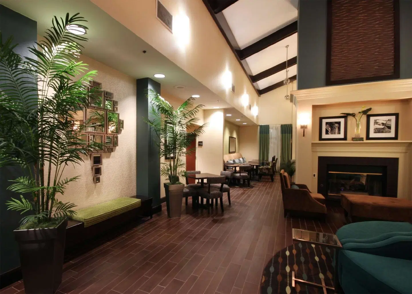 Hampton Inn & Suites Nashville/Franklin (Cool Springs) LOUNGE_LOBBY