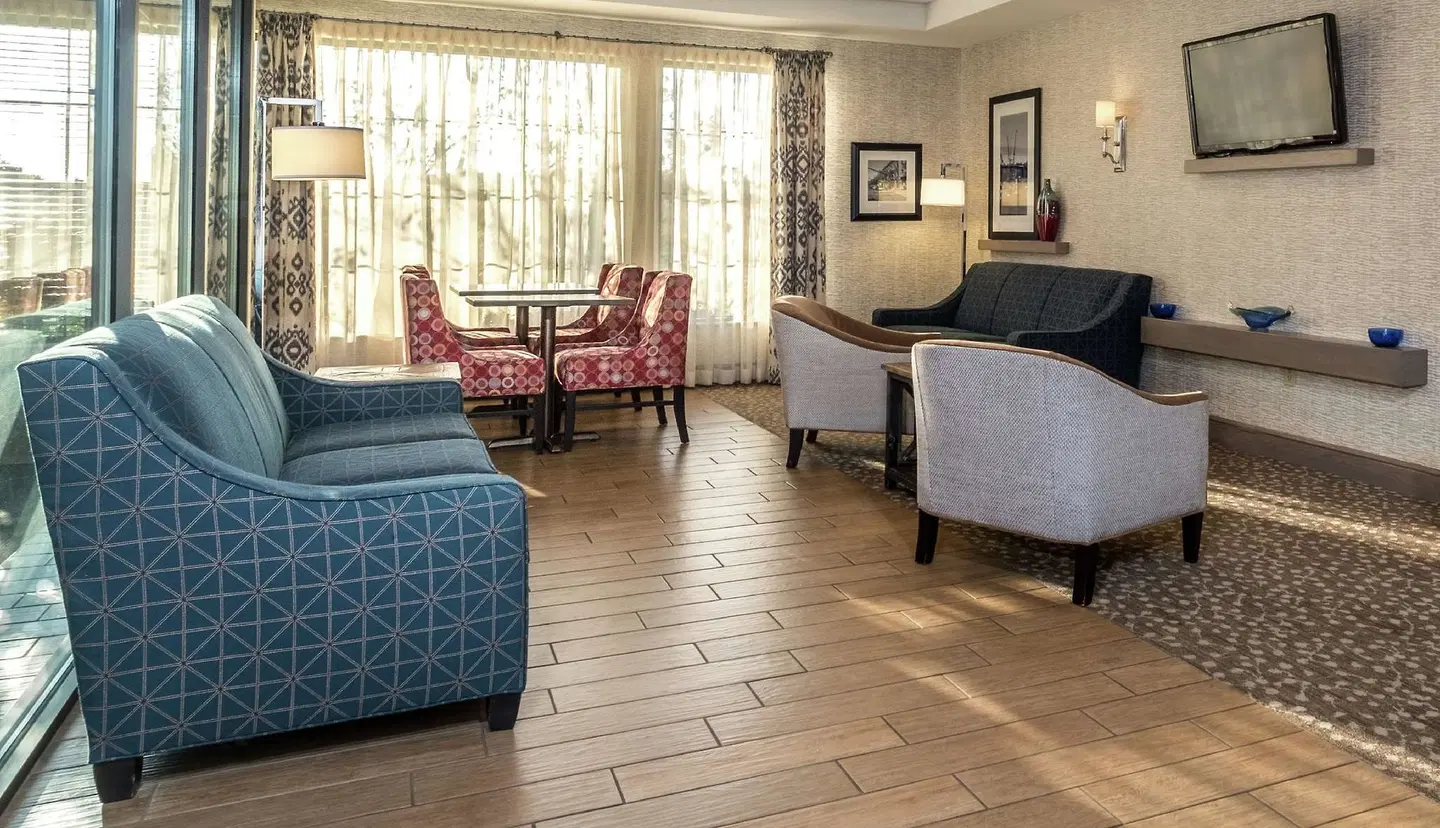 Hampton Inn Freeport/Brunswick LOUNGE_LOBBY