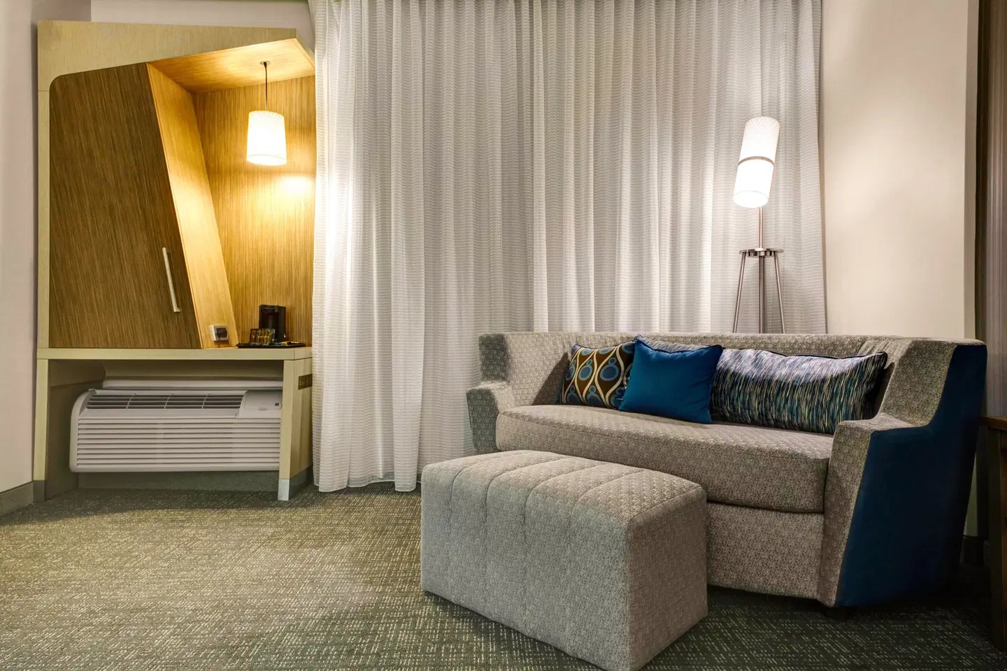 Courtyard by Marriott New Orleans Westbank/Gretna ROOM_EXAMPLE