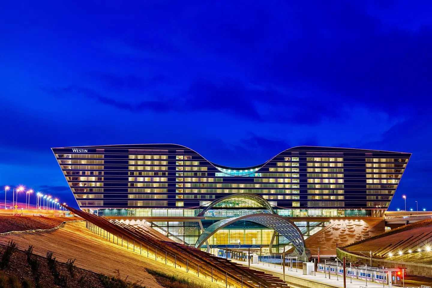 The Westin Denver International Airport EXTERIOR