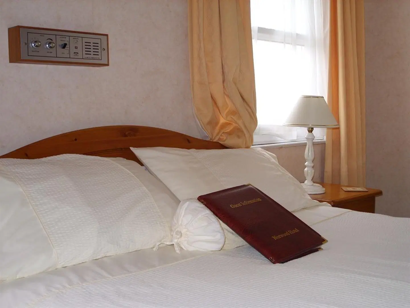 The Norwood ROOM_EXAMPLE