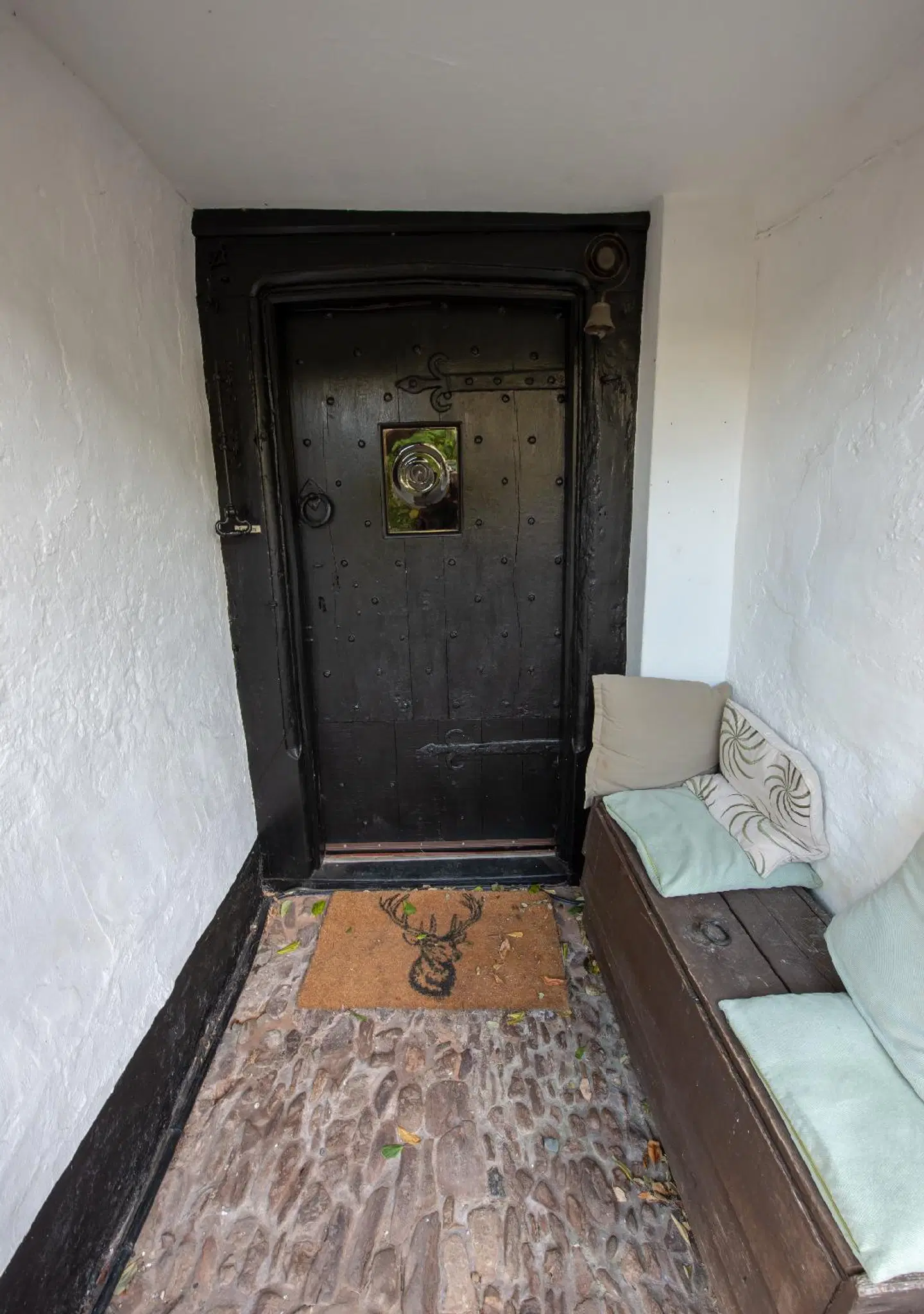 Steps Farmhouse ROOM_EXAMPLE