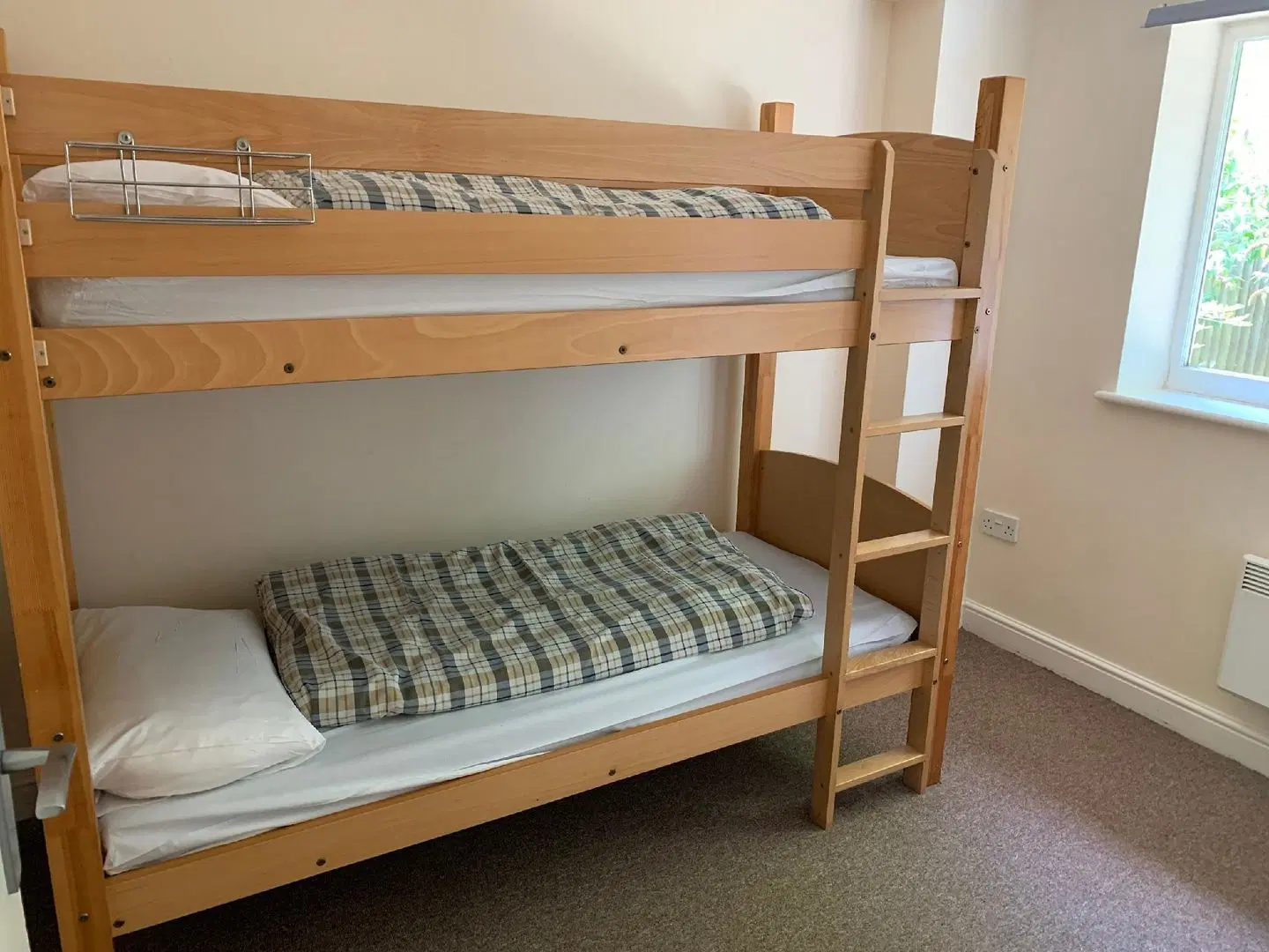 Cholderton Stonehenge Youth Hostel ROOM_EXAMPLE