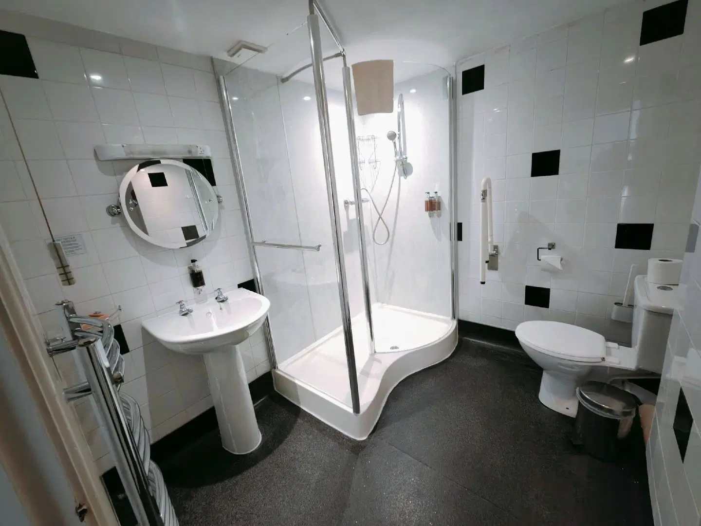 Dolgun Uchaf Guesthouse Badezimmer