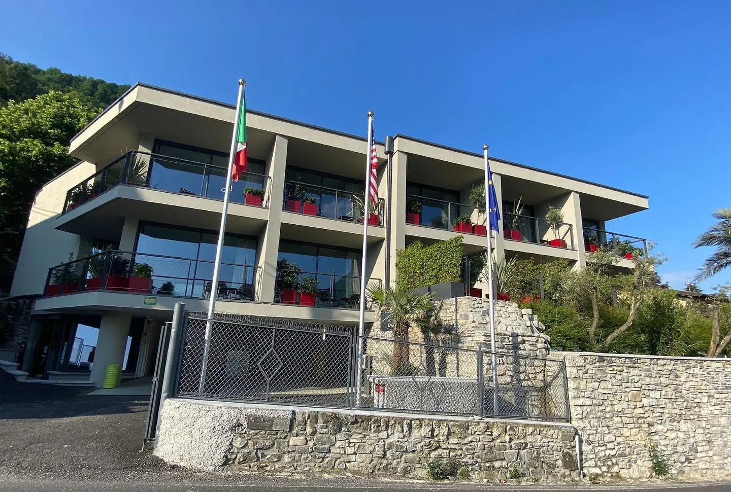 Hotel Lago EXTERIOR