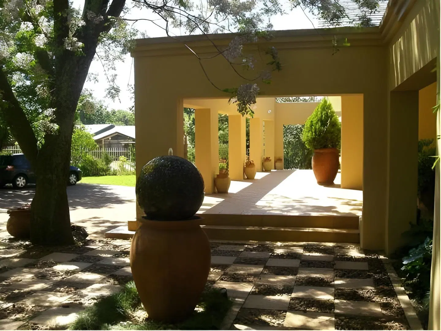 Bayswater Lodge EXTERIOR